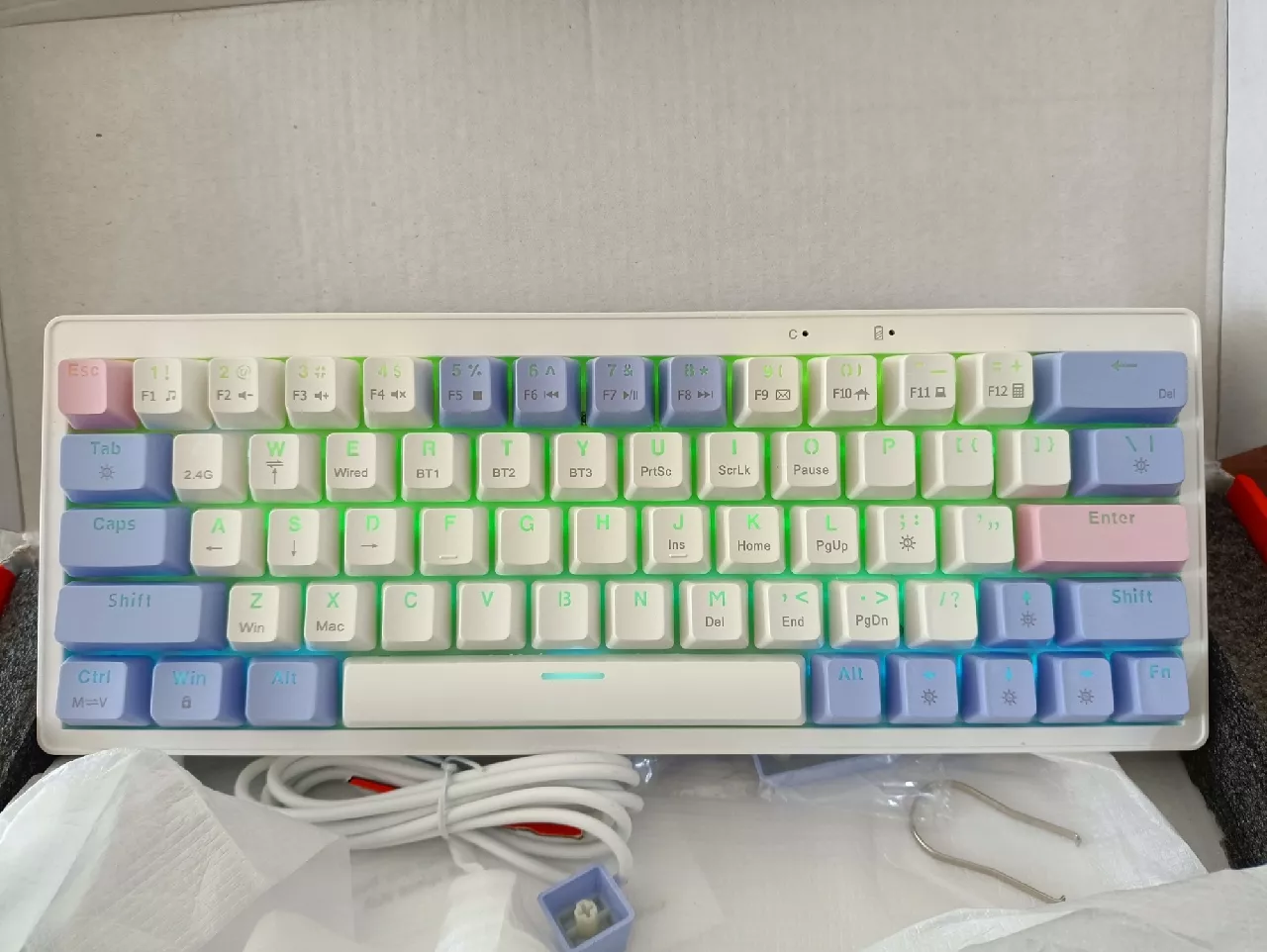 Bàn Phím Cơ Không Dây Bluetooth K68 - Hotswap 5 Pin - Pin sạc - LEG RGB - APP Marco
