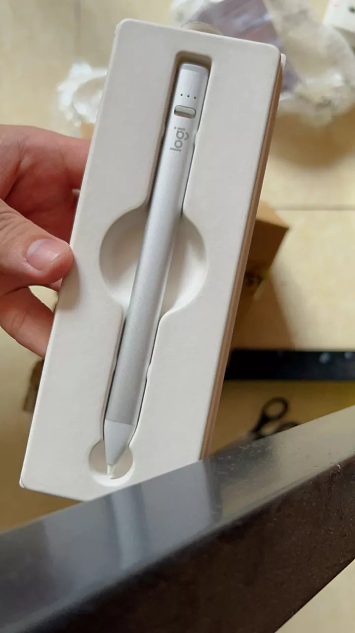 Bút cảm ứng Logitech Crayon dành cho iPad - Công nghệ kỹ thuật số như Apple Pencil