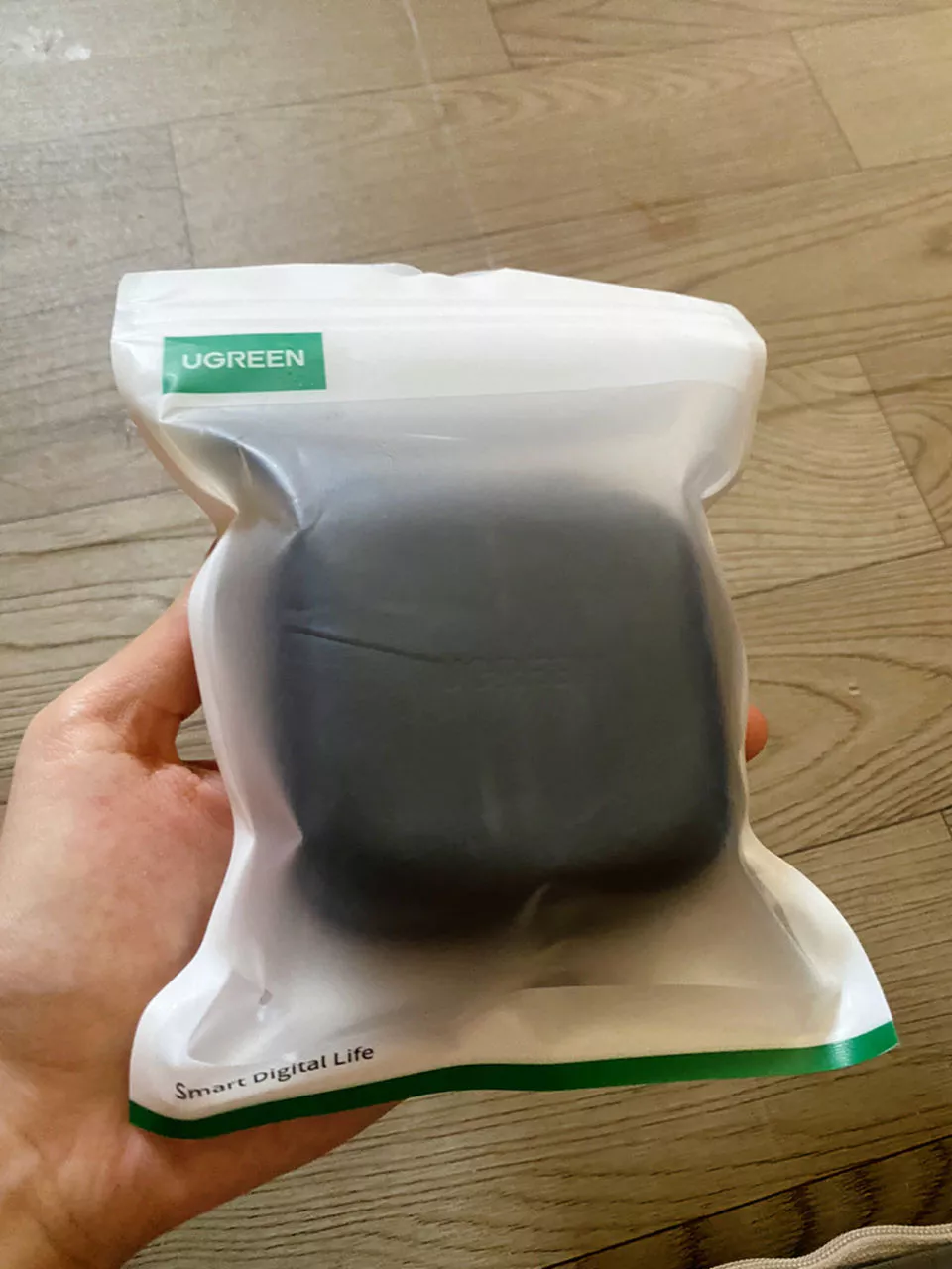 UGREEN Hộp Đựng Tai Nghe Chống Thấm Nước Có Khóa Kéo Kích Thước 8x8x4cm Tiện Dụng