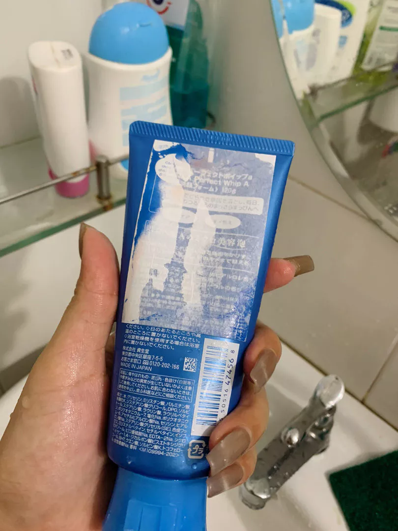 Sữa rửa mặt Senka Perfect Whip 120G