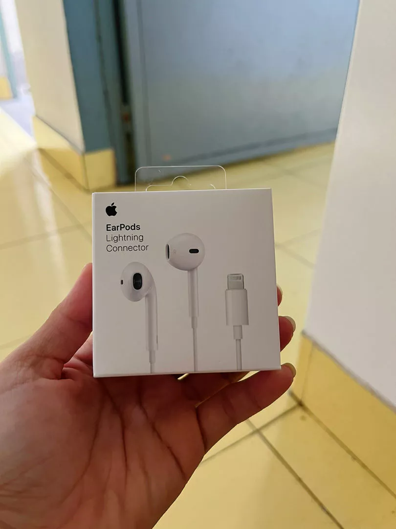 Tai nghe Apple Earpods chân lightning Chính hãng (dùng cho iPhone 14 series trở xuống)