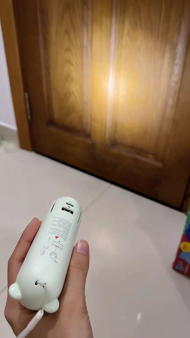 Quạt Cầm Tay 3 in 1 JISULIFE F8X Plus 4500mAh Tích Hợp Sạc Dự Phòng - Đèn Pin Siêu Sáng Bảo Hành 12 tháng