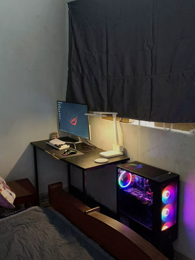 Thanh lý Màn hình máy tính ATAS 24 inch ( màn có lỗi )