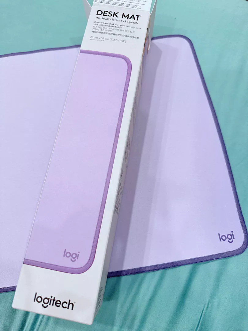 Bàn di chuột cỡ lớn Logitech Desk Mat - Đế chống trượt, lướt dễ dàng, chống đổ tràn
