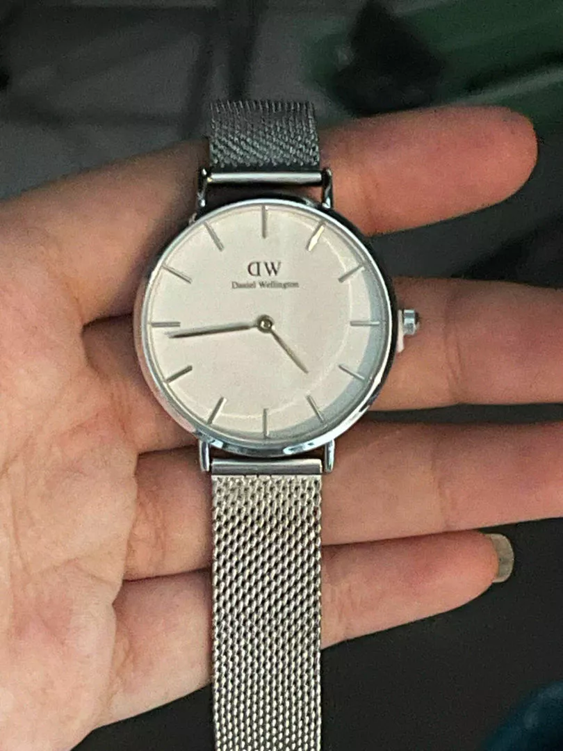 Đồng Hồ DW Thời Trang Cặp Đôi Nam Nữ, Nhiều Màu + Mẫu Unisex Sang Trọng, Dây Thép Lưới Bền Không Gỉ