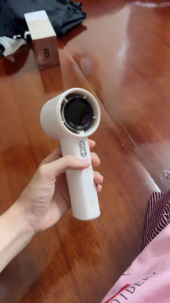 【Tặng quà/Bảo hành nửa năm】GOOJODOQ Quạt Turbo Jet 3600 mAh có thể sạc lại, cầm tay, di động, gió mạnh, tốc độ cao 100 vòng/phút