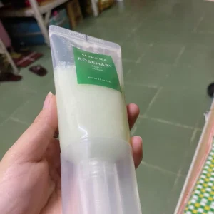 Tẩy Tế Bào Chết Da Đầu Aromatica Chiết Xuất Hương Thảo 165ml