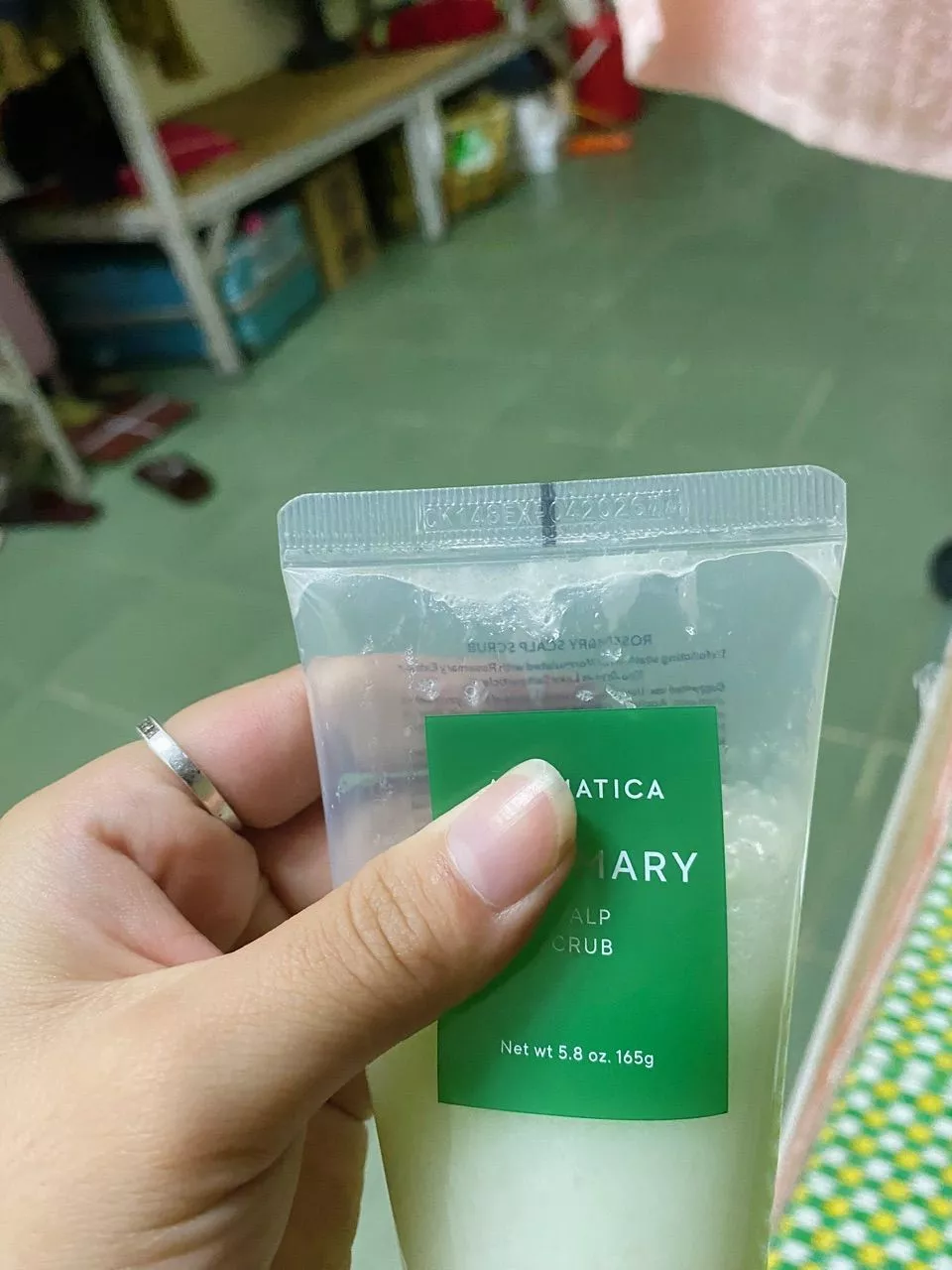 Tẩy Tế Bào Chết Da Đầu Aromatica Chiết Xuất Hương Thảo 165ml