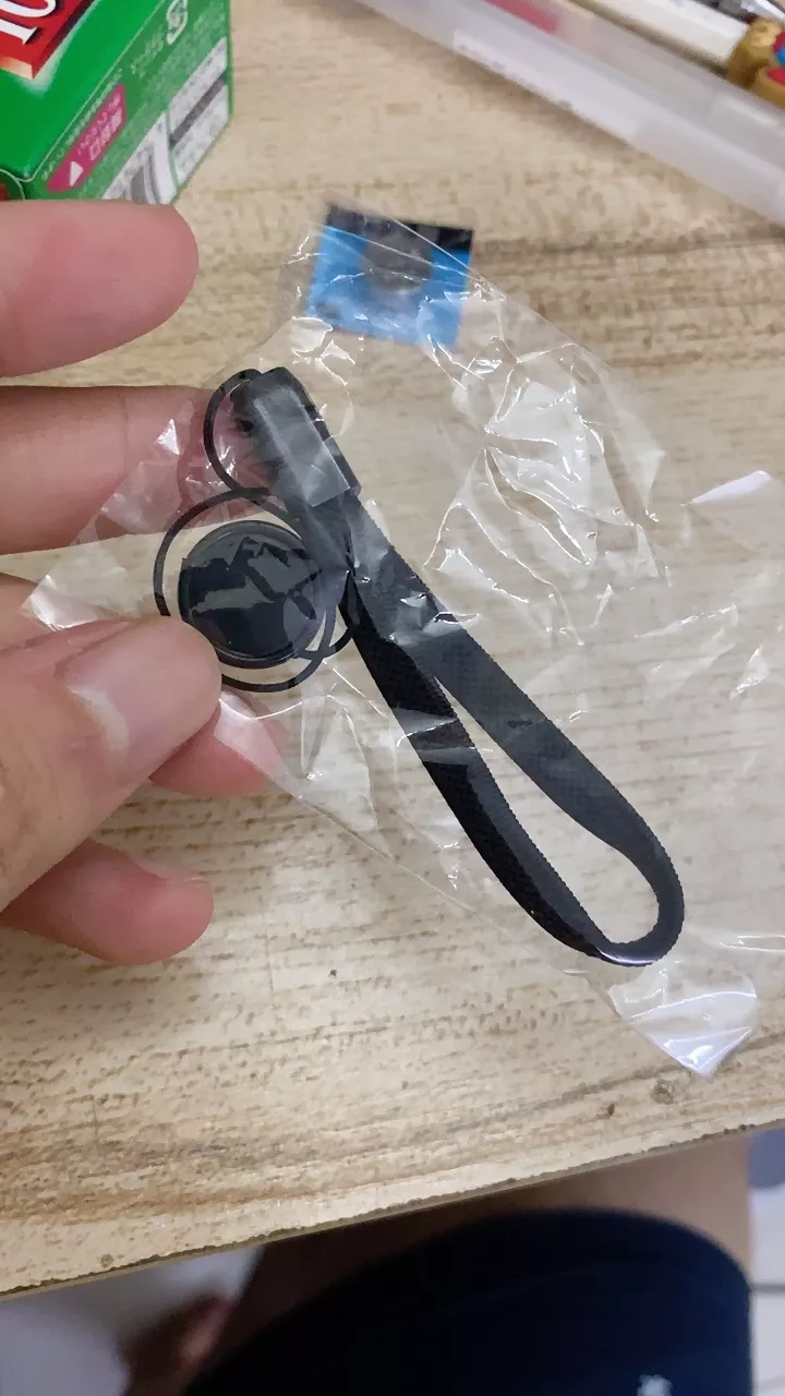 Dây chống rơi nắp lens