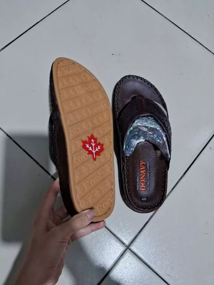 Dép Kẹp Nam Da Bò Thật 100% Donavy Cao Cấp, May 02 Lần Full Handmade Chắc Chắn (Đen+Nâu+Bò) D.KBXIT