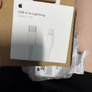 Phụ kiện Apple USB-C TO LIGHTNING CABLE (1 M) Chính hãng (dùng cho iPhone 14 series trở xuống)