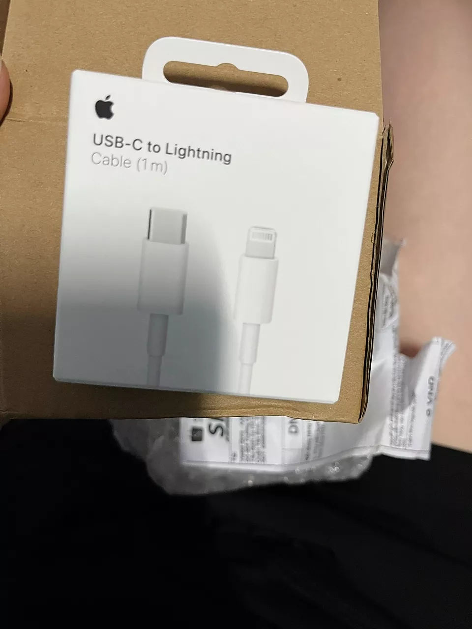 Phụ kiện Apple USB-C TO LIGHTNING CABLE (1 M) Chính hãng (dùng cho iPhone 14 series trở xuống)