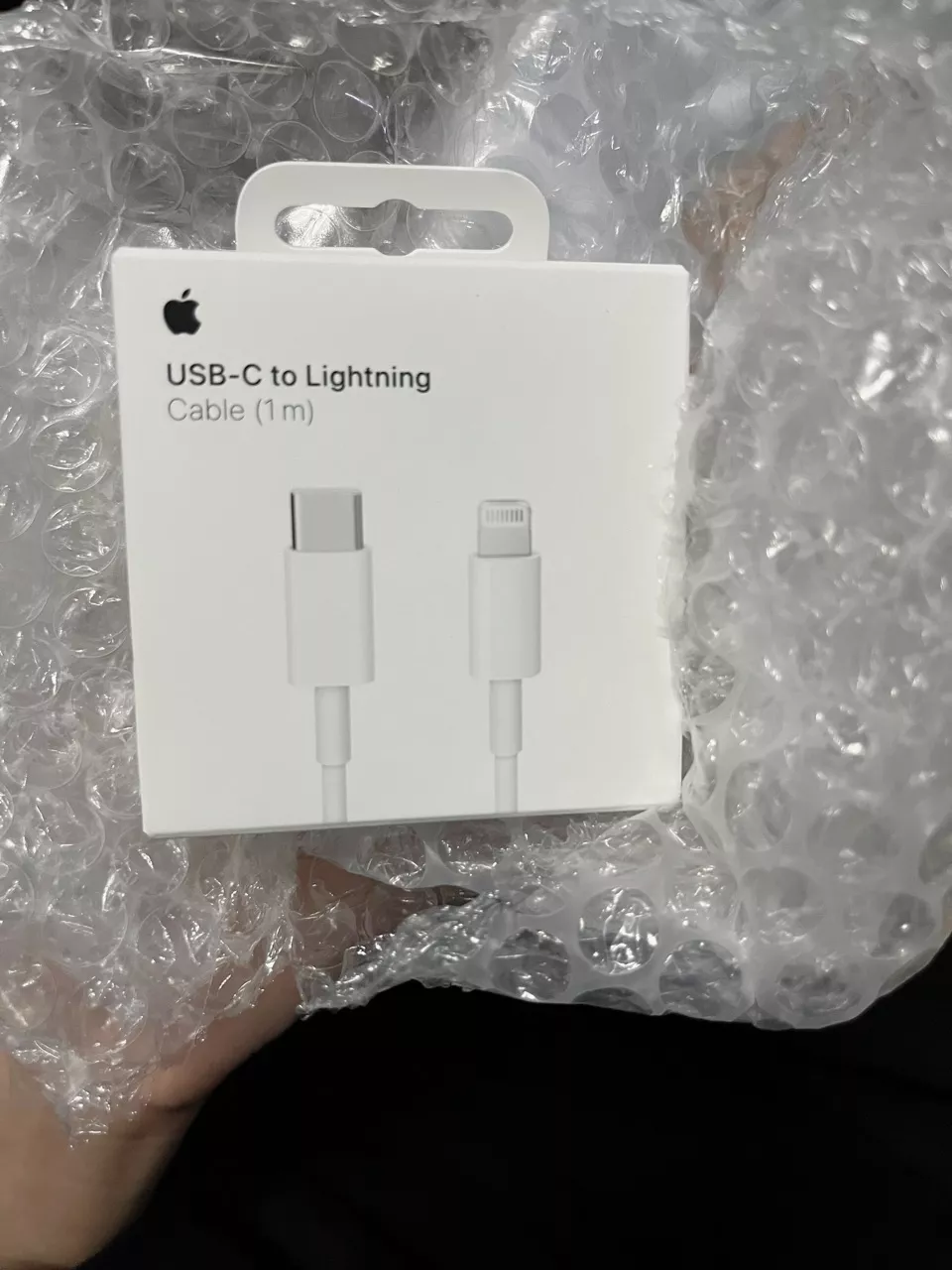 Phụ kiện Apple USB-C TO LIGHTNING CABLE (1 M) Chính hãng (dùng cho iPhone 14 series trở xuống)
