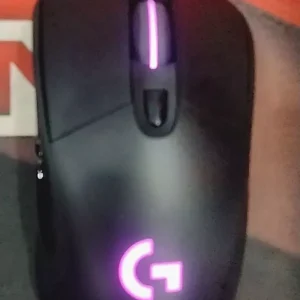 Chuột gaming có dây RGB Logitech G403 Hero - cảm biến 25k, công thái học, nhẹ 87g