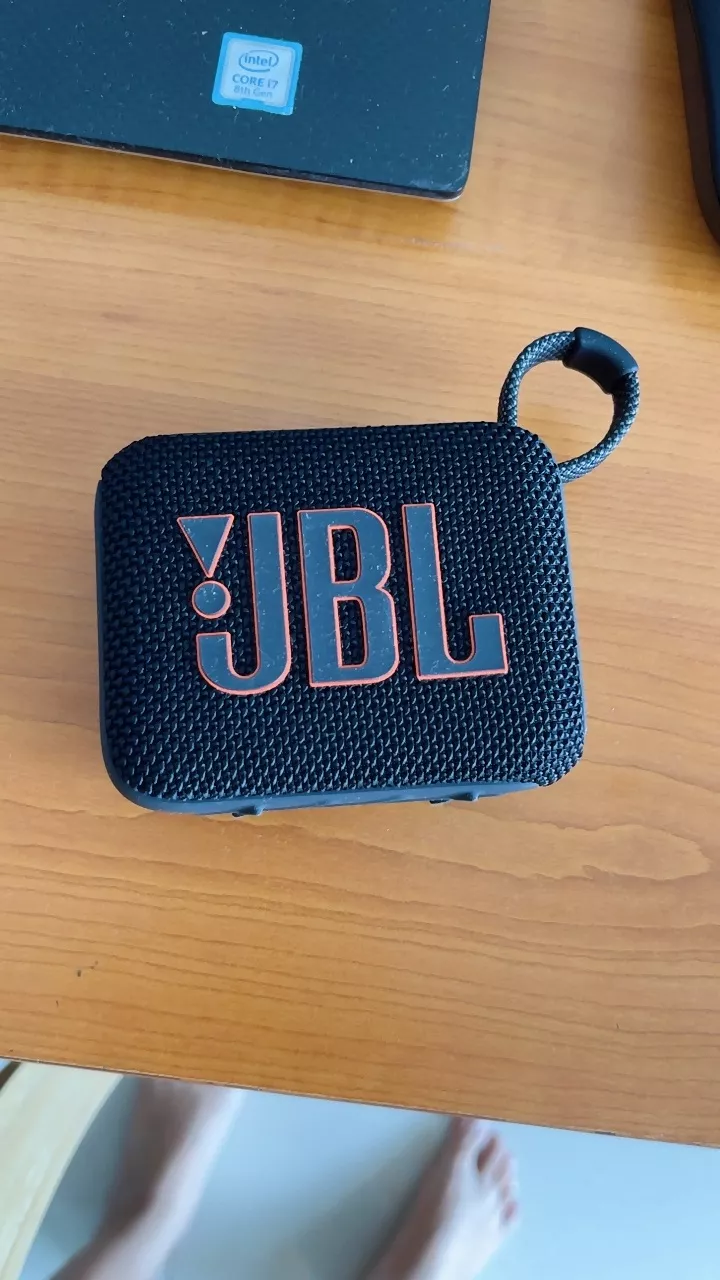 Loa Di Động Bluetooth JBL Go 4 Chơi Nhạc tới 7 Giờ Bluetooth 5.3 Chống Nước IP67 Kết Nối Đa Loa