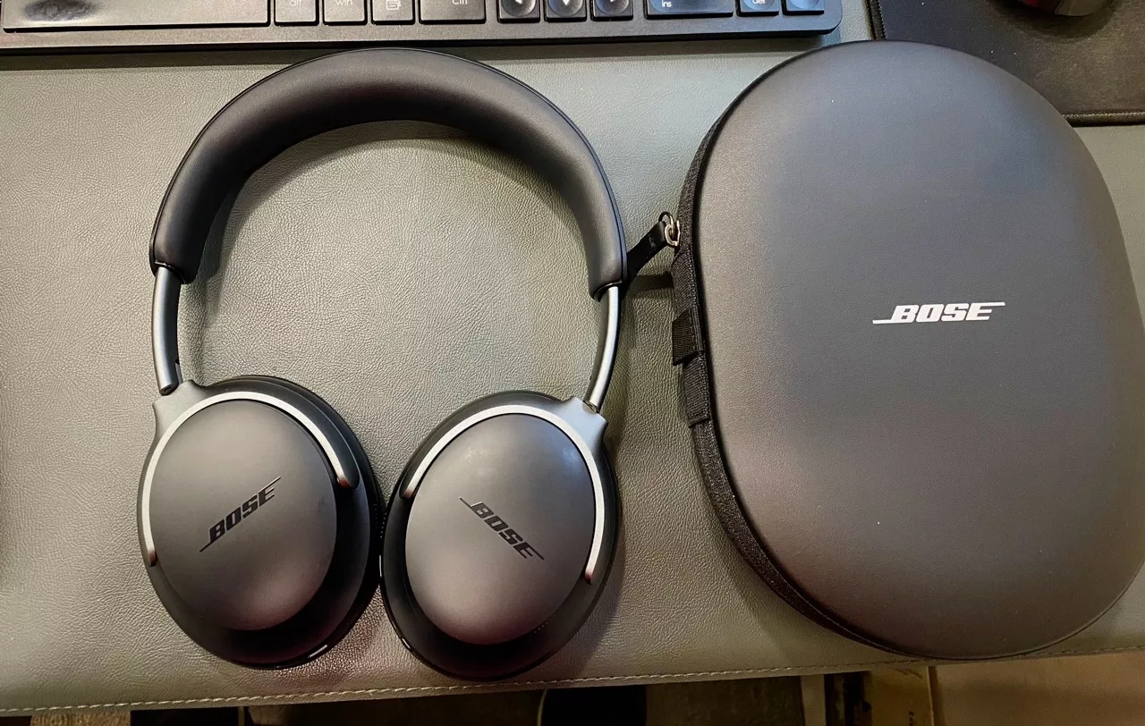 Tai nghe Bose QuietComfort Ultra Headphones| Immersive Audio| Pin 24H