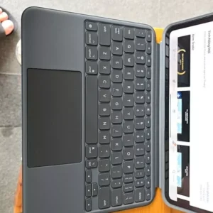 Bao da case iPad kiêm bàn phím Logitech Combo Touch cho iPad Pro 11 inch (M4) (2024) | iPad Pro 13 inch (M4) 2024