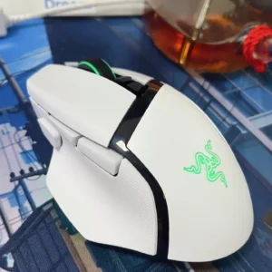 Chuột Razer Basilisk V3 Pro Black/White