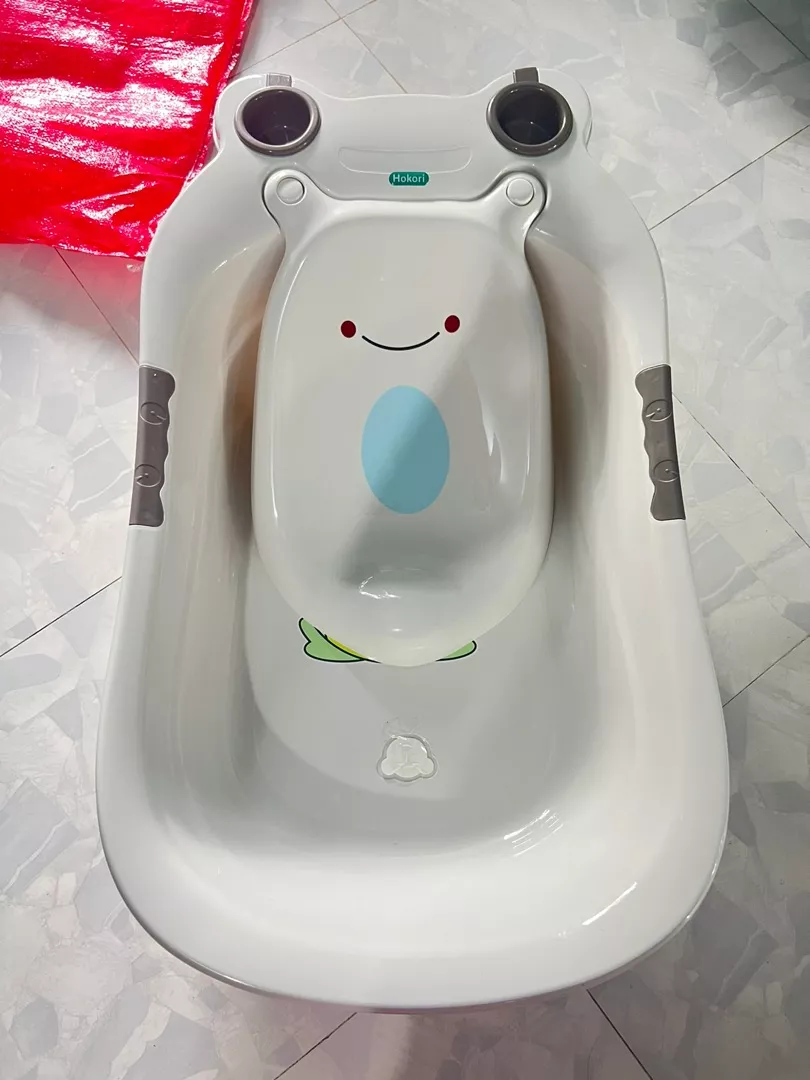 THAU TĂM CHO BÉ SƠ SINH