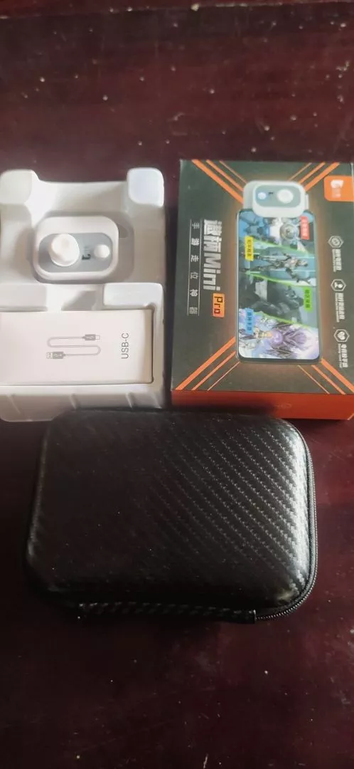 Gamwing Mini Pro | Tay cầm chơi game dành cho điện thoại và máy tính bảng
