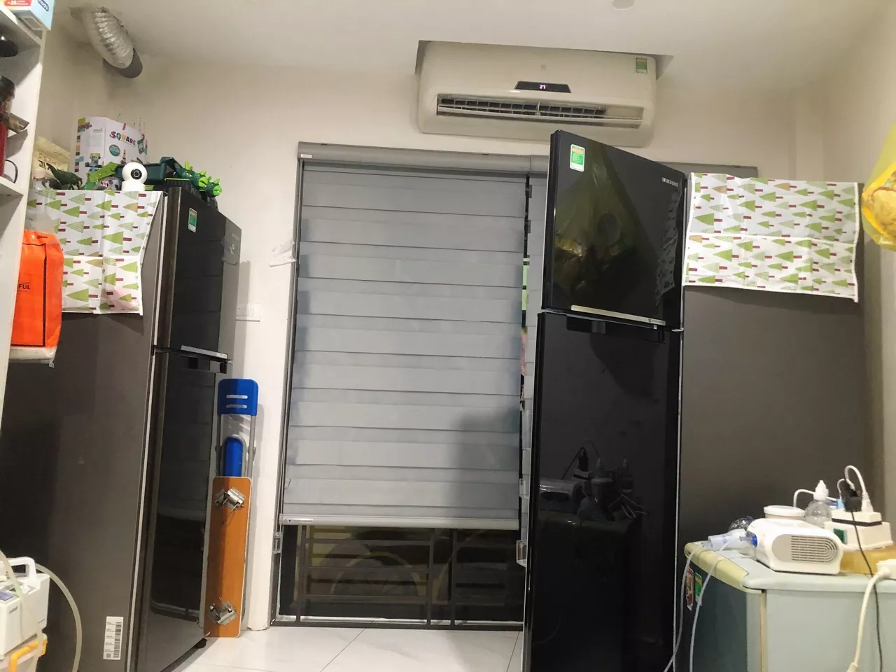 Tủ Lạnh Samsung Ngăn Đông Trên 264L RT25M4032BU/SV - Ngăn Đông Mềm Optimal Fresh Zone, màu Đen