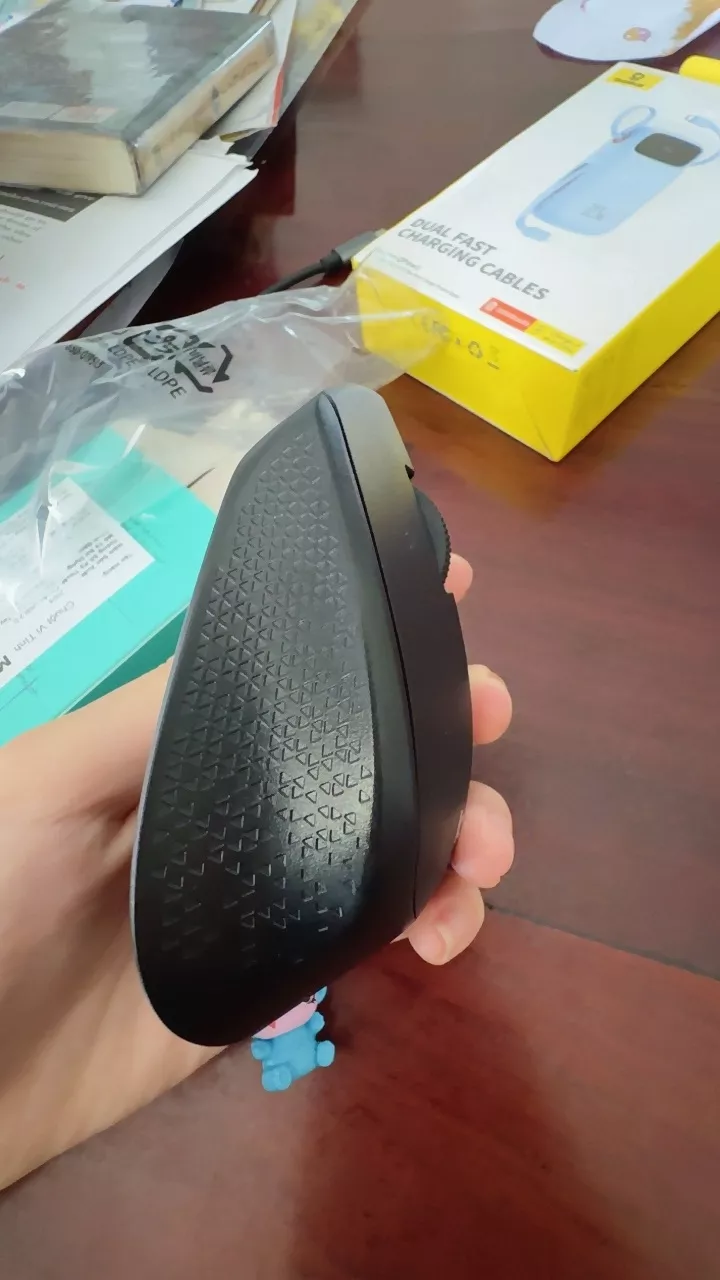 Chuột không dây Logitech M330 Silent Plus - Giảm ồn, USB, thuận tay phải, PC/ Laptop