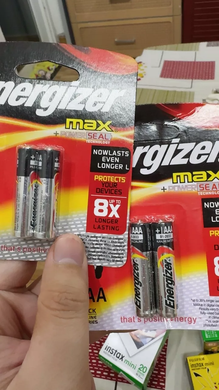 pin tiểu AA Energizer (LR6) dùng cho máy ảnh film và máy ảnh instax mini