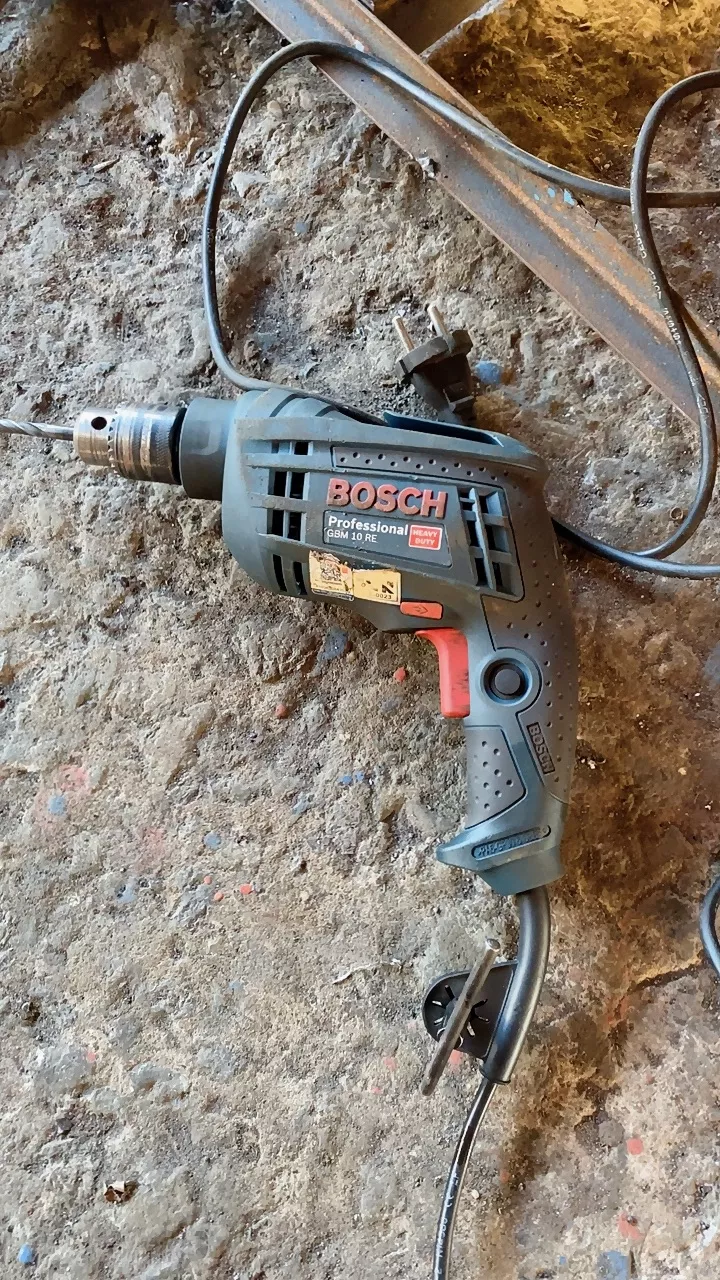 Máy khoan Bosch GBM 10RE