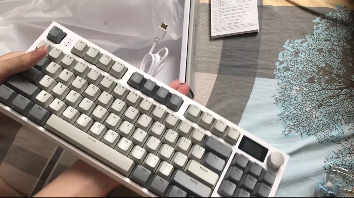 Bàn Phím Cơ Không Dây Bluetooth Ziyou K86 LED RGB APP MARCO Có Núm Xoay HOTSWAP 5 Pin Lót Foam