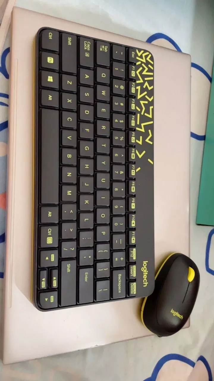 Combo chuột phím không dây Logitech MK240 - nhỏ gọn, 1 đầu thu USB, pin lâu