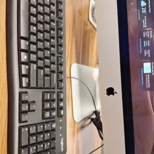 Combo chuột phím có dây Logitech MK120 - Fullsize, có phím số, bền bỉ, chống tràn