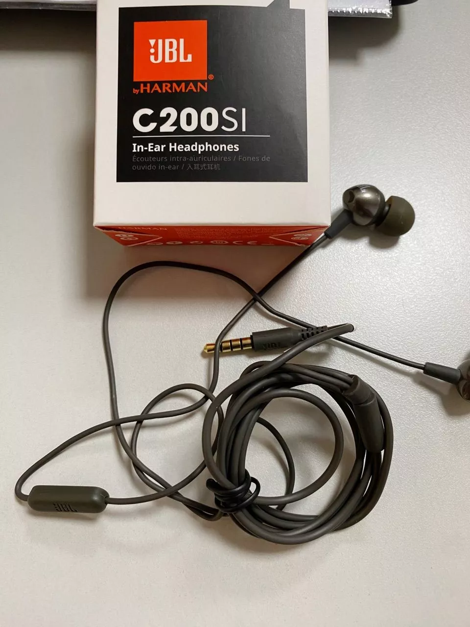 Tai Nghe Nhét Tai Có Dây JBL C200SI Cổng Aux 3.5 - Hàng Chính Hãng