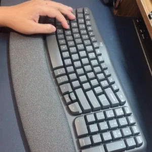 Bàn phím không dây công thái học Logitech Wave Keys - Kết nối Bluetooth, Gác tay, Windows, MacOs
