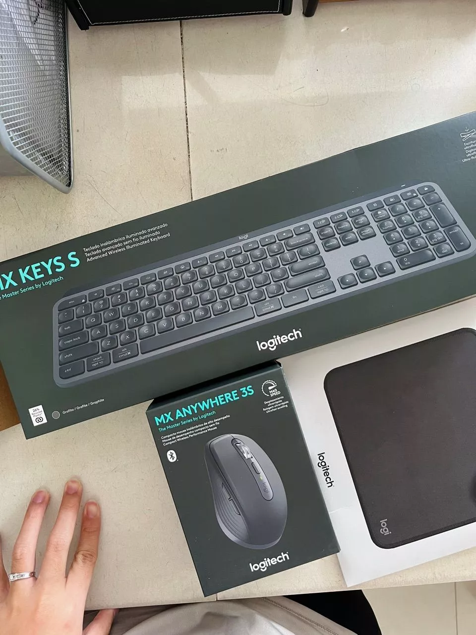 Combo Bàn phím Bluetooth Logitech MX Keys S | Chuột không dây Logitech MX Anywhere 3s