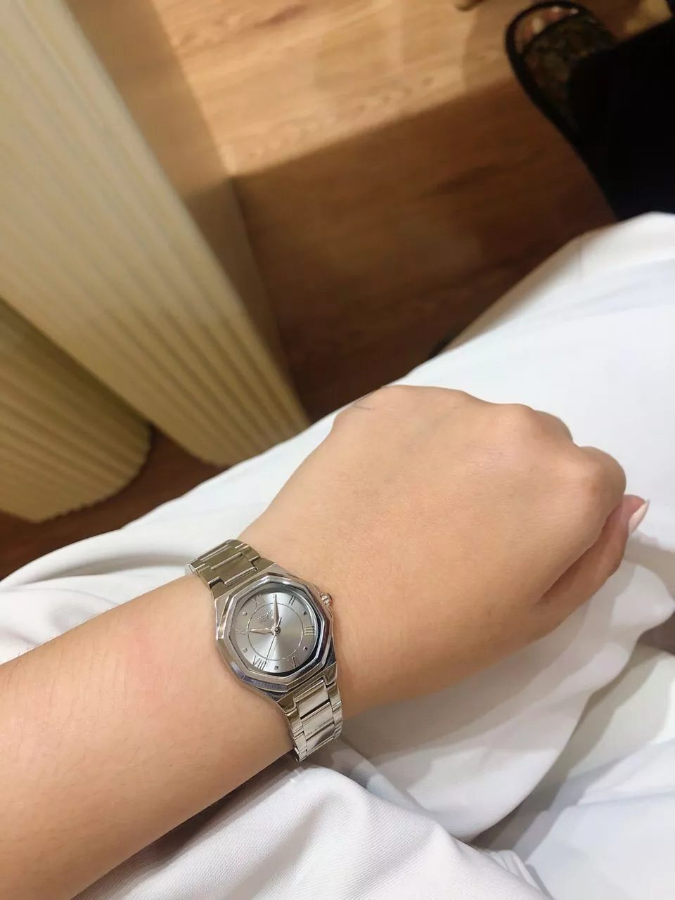 Đồng Hồ Nữ IEKE, Mặt Đa Giác Số La Mã, Dây Thép Không Gỉ, Kháng Nước Tốt