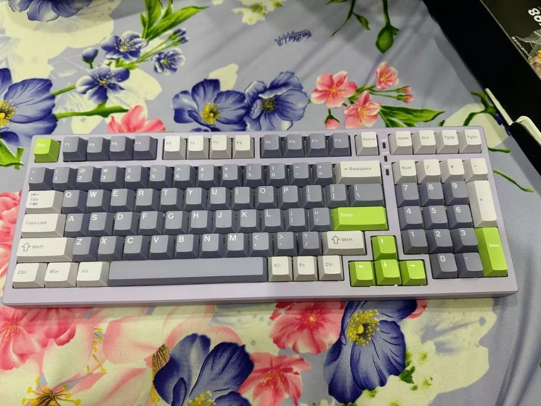 Bàn Phím Cơ Xinmeng X98 Pro Full Size Không Dây Bluetooth Led RGB - Mạch xuôi - App Marco - Phím PBT - Hotswap