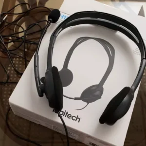 Tai nghe chụp tai Logitech H111 - 1 jack 3.5mm, Mic khử giảm tiếng ồn, âm thanh nổi