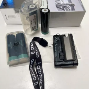 GOOJODOQ 22.5w 10000Mah Sạc dự phòng di động Hai pin Mecha Style Nhẹ Typc-C / Lighiting Giao diện kép Power Bank