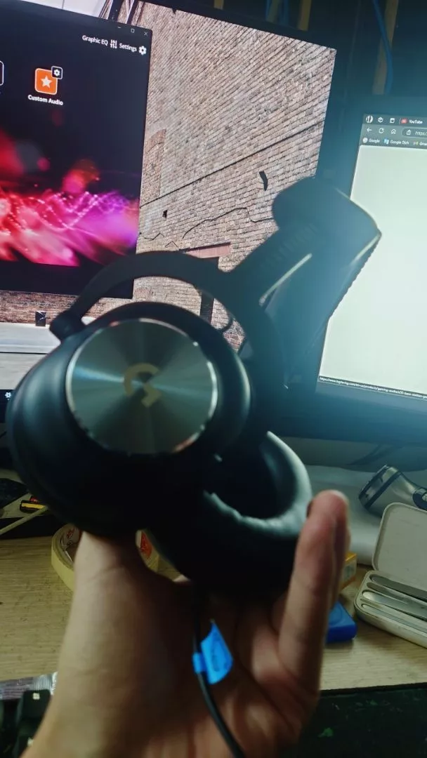 Tai nghe gaming có dây Logitech G Pro X SE, Mic tháo rời, âm vòm 7.1,đệm Memory Foam, màn loa 50 mm