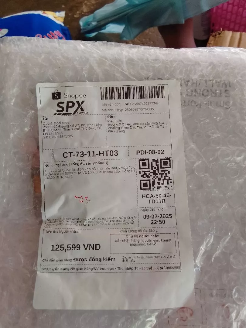 ( Loại 1) Quạt tích điện kẹp bàn mini để bàn 5 mức độ có đèn led pin 5000 MHA Và 10000 MHA cao cấp
