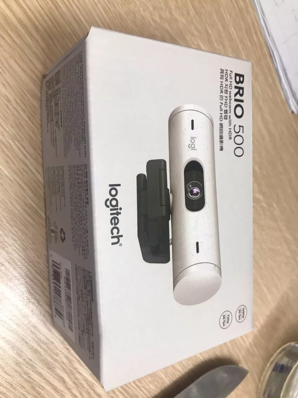 Webcam Logitech Full HD Brio 500 - Chỉnh sáng, lấy khung hình,Show mode, Mic kép giảm ồn