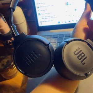 Tai Nghe Chụp Tai Bluetooth JBL Tune 520BT - Hàng Chính Hãng