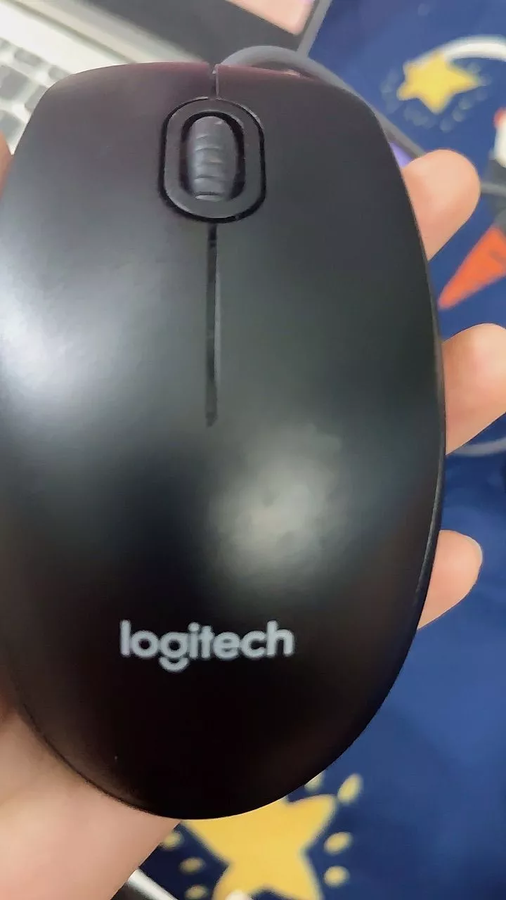 Chuột có dây Logitech B100 - Dây dài 1m8, thiết kế ôm tay, thuận cả 2 tay
