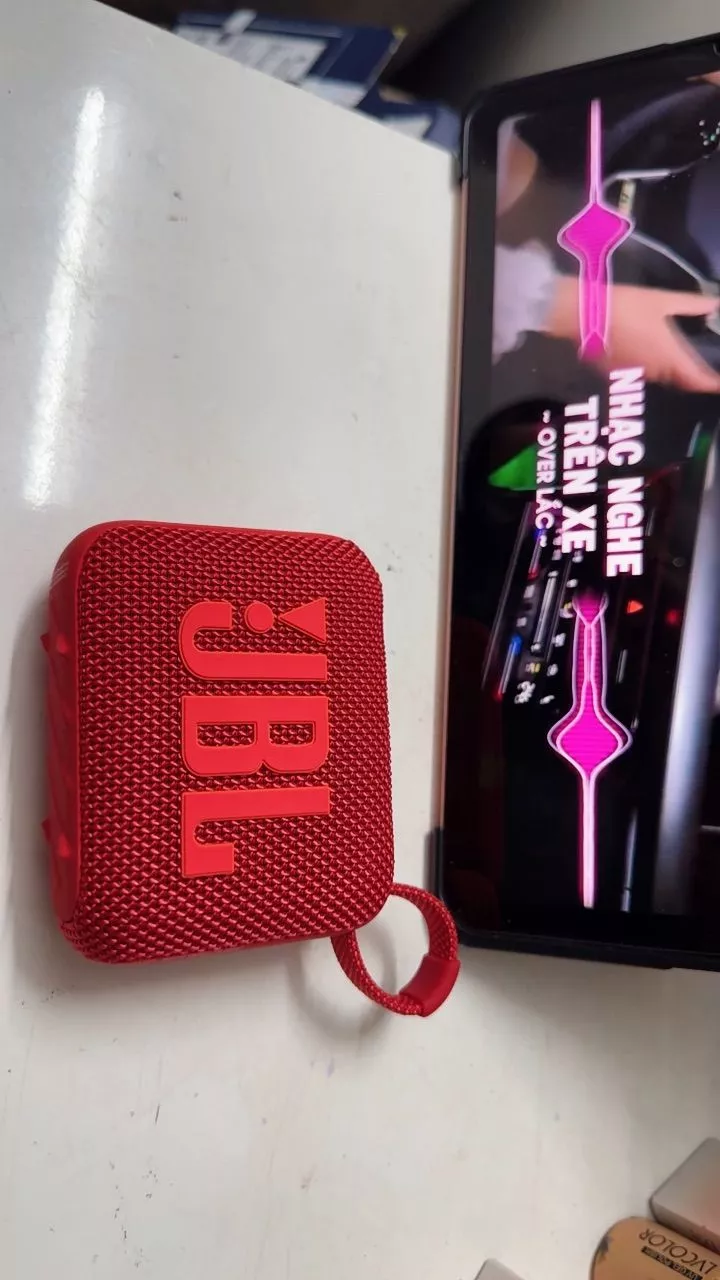 Loa Di Động Bluetooth JBL Go 4 Chơi Nhạc tới 7 Giờ Bluetooth 5.3 Chống Nước IP67 Kết Nối Đa Loa