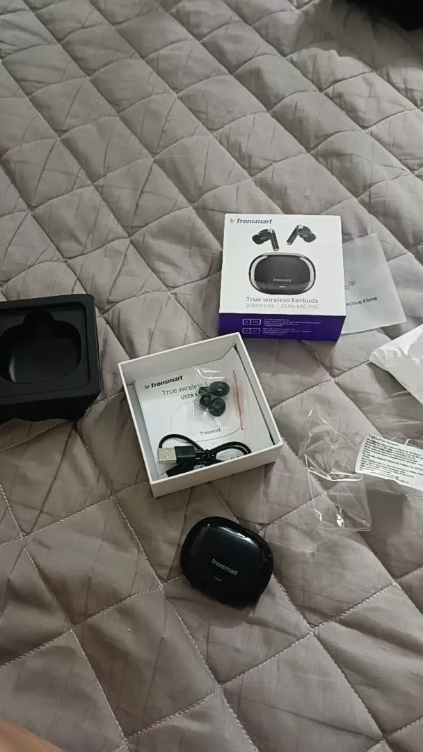 Tai Nghe Nhét Tai Tronsmart SOUNFII R4 | ENC Chống Ồn | Chơi Nhạc Đến 28H | Bluetooth 5.3 | Bảo Hành 12 Tháng