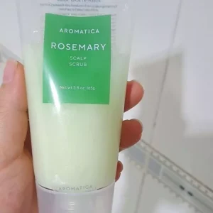 Tẩy Tế Bào Chết Da Đầu Aromatica Chiết Xuất Hương Thảo 165ml