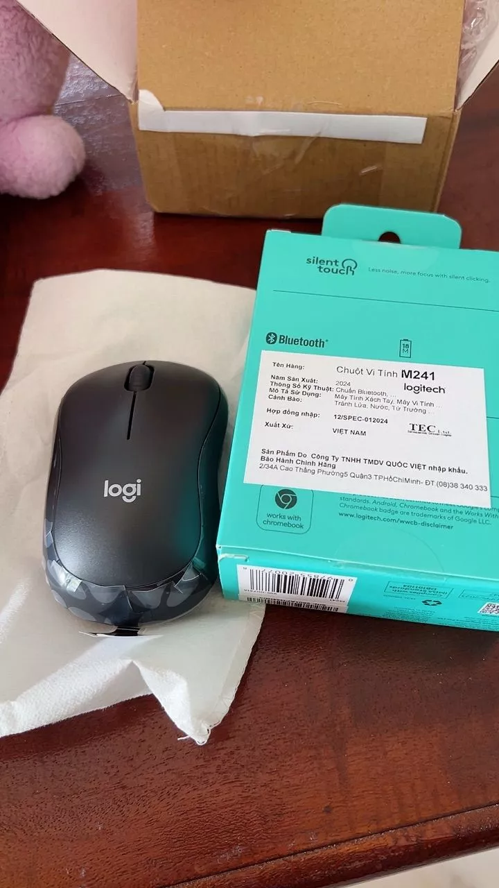 Chuột Bluetooth Logitech M241 Silent - Không dây, Nhỏ gọn, Tương thích Windows, macOS