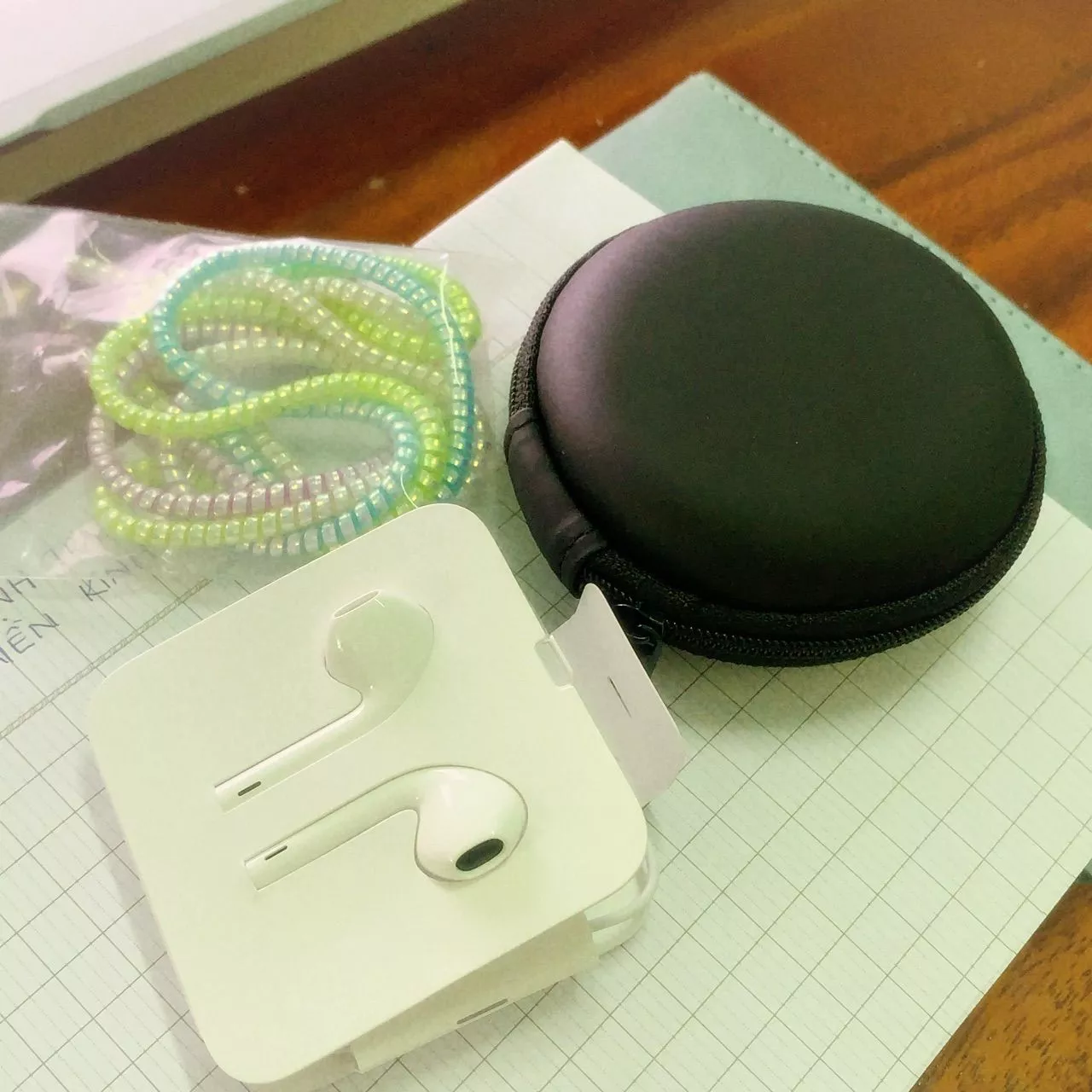 Tai nghe có dây Jack dẹt zin bóc máy, không cần bluetooth chính hãng | Bảo hành 12 tháng