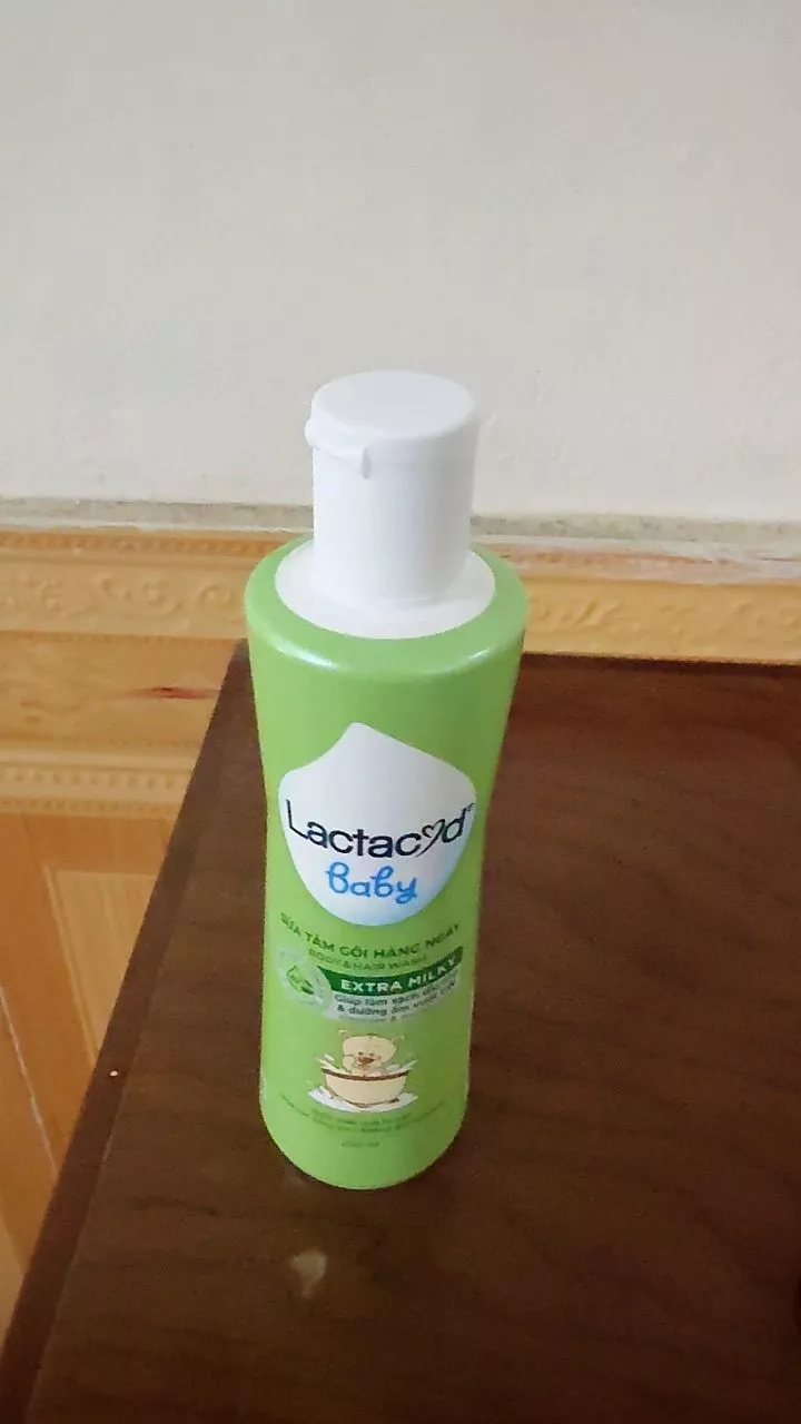 Sữa tắm gội Lactacyd Milky cho bé 250ml/500ml