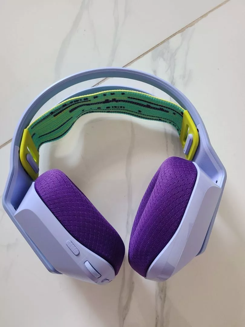 Tai nghe gaming không dây Logitech G733 - RGB, màn loa Pro-G, Mic Blue Voice